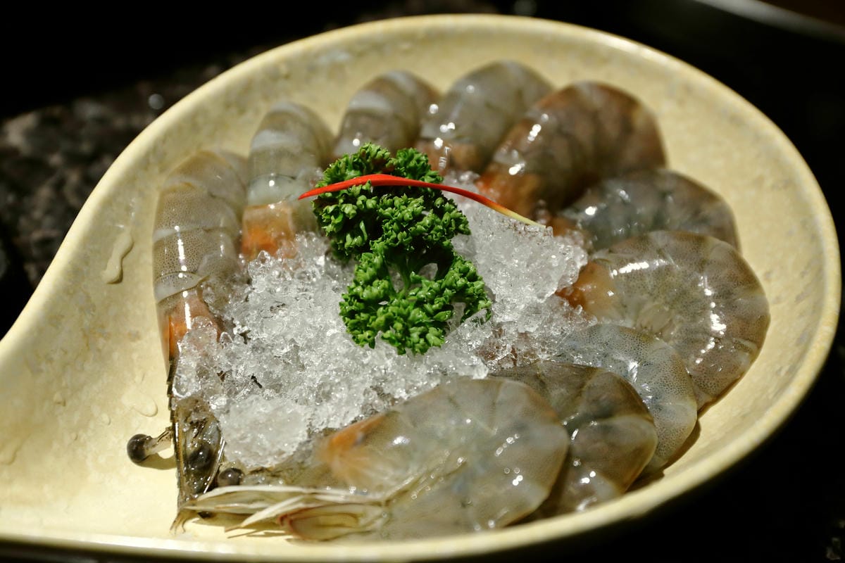 【食║台北信義區】海底撈台灣一號店～台灣也能吃到中國最強火鍋店了！服務至上，使命必達，目所未睹，真是大開眼界啊！（內附詳細菜單，分享本文+粉絲團按讚+留言就有機會參加抽獎唷！）　