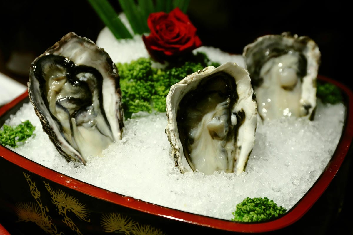 【食║台北信義區】海底撈台灣一號店～台灣也能吃到中國最強火鍋店了！服務至上，使命必達，目所未睹，真是大開眼界啊！（內附詳細菜單，分享本文+粉絲團按讚+留言就有機會參加抽獎唷！）　