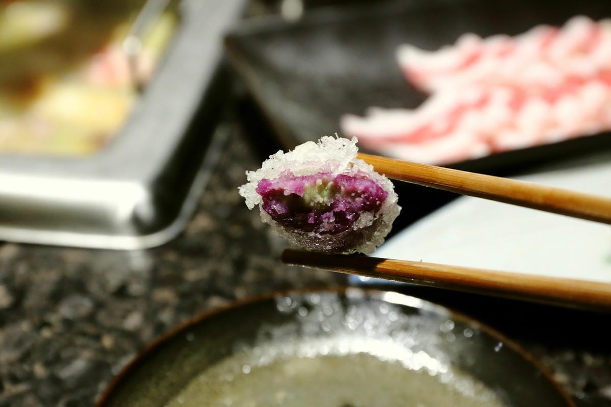 【食║台北信義區】海底撈台灣一號店～台灣也能吃到中國最強火鍋店了！服務至上，使命必達，目所未睹，真是大開眼界啊！（內附詳細菜單，分享本文+粉絲團按讚+留言就有機會參加抽獎唷！）　