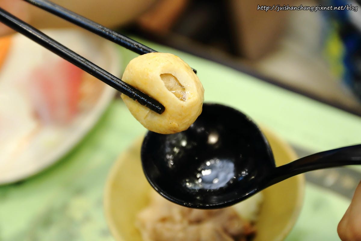 【食║台北中山區】鍋饕精緻涮涮鍋。大直捷運美食～豪邁擺盤，來這吃肉就對了，平價鍋物，CP值超高！