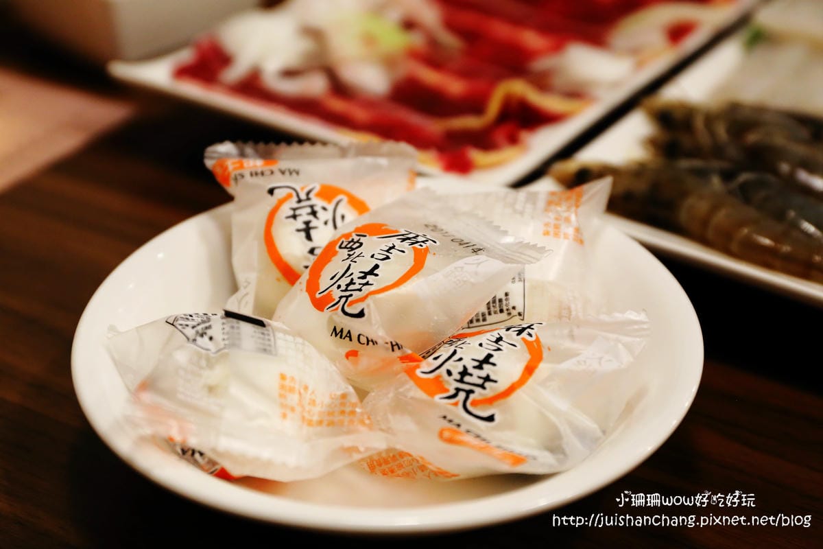 【食║新北板橋區】老古板石頭火鍋～尋找巷弄隱藏版美味小吃，愛上復古風，時空飲茶室中的懷舊時光火鍋！