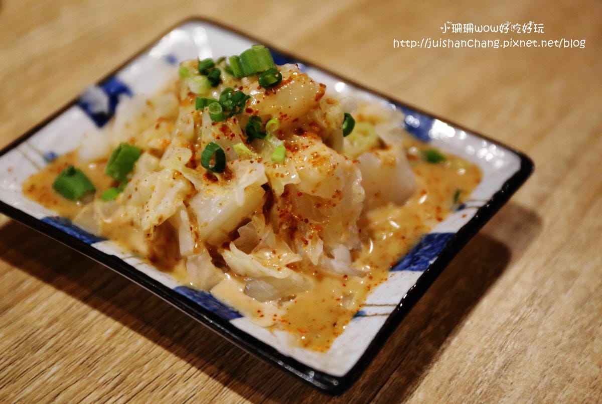 【食║新北中和區】小串燒～中永和串燒 / 小串燒 / 居酒屋 / 寵物友善餐廳/ 藏身在興南夜市裡，一吃成主顧！(已歇業)