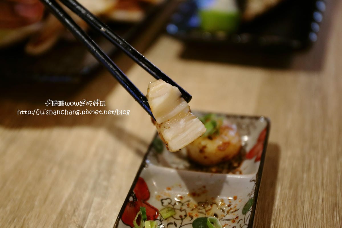 【食║新北中和區】小串燒～中永和串燒 / 小串燒 / 居酒屋 / 寵物友善餐廳/ 藏身在興南夜市裡，一吃成主顧！(已歇業)