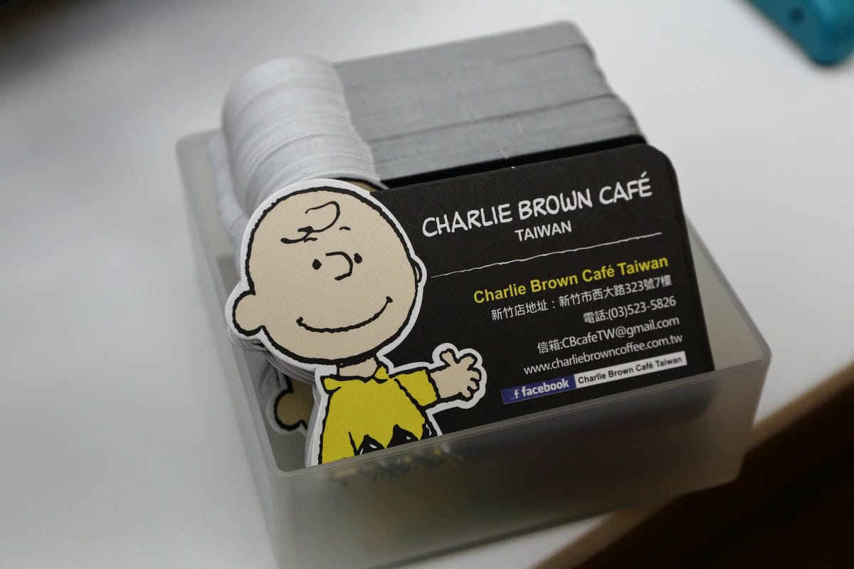 【食║新竹】查理布朗咖啡Charlie Brown Café〜緊急廣播！史努比出沒在新竹遠百！！！(已歇業)