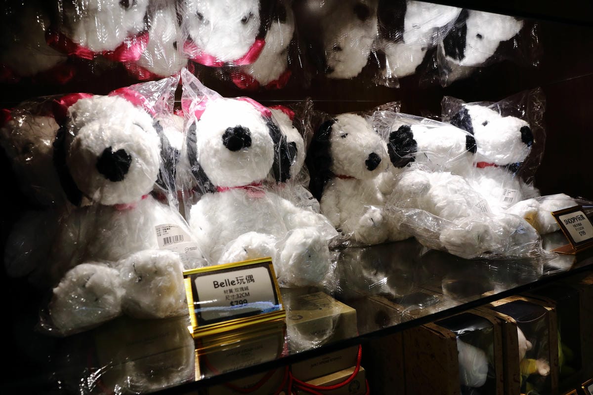 【食║新竹】查理布朗咖啡Charlie Brown Café〜緊急廣播！史努比出沒在新竹遠百！！！(已歇業)