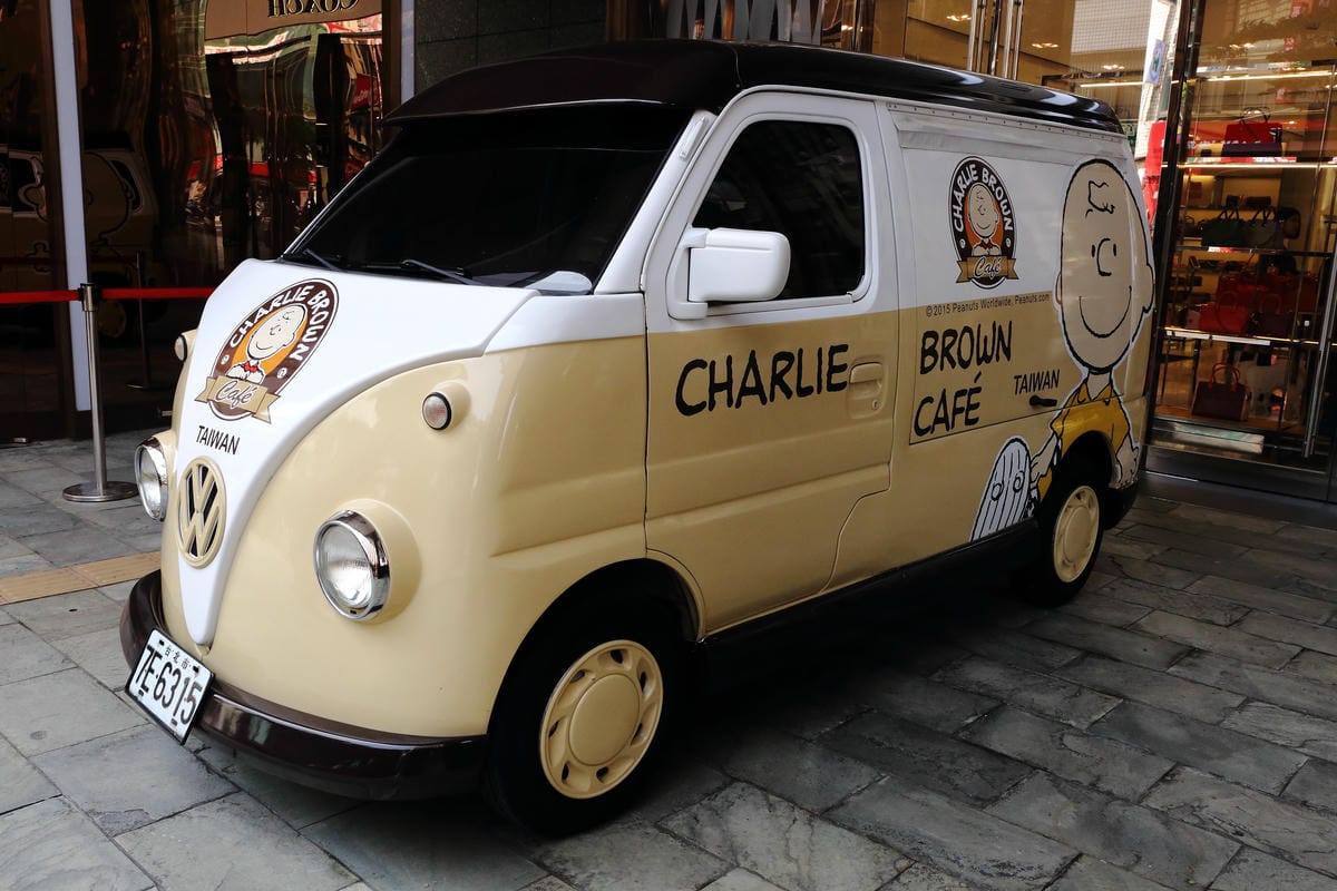 【食║新竹】查理布朗咖啡Charlie Brown Café〜緊急廣播！史努比出沒在新竹遠百！！！(已歇業)