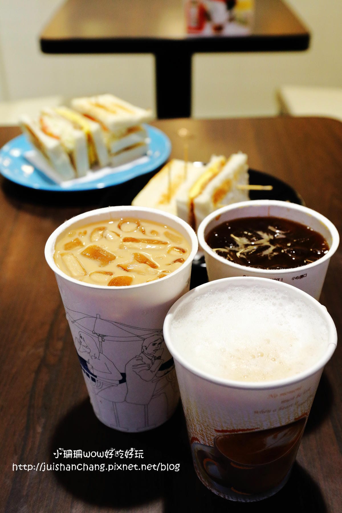 【食║台北信義區】Love Toast i 吐司早午餐～就是愛吐司。碳烤吐司/帕里尼，外酥內軟的口感讓人愛上它！