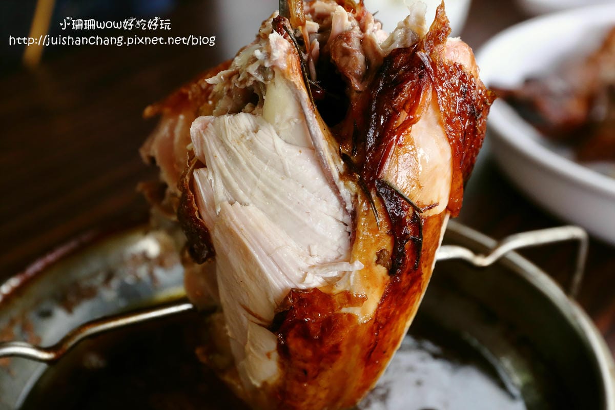 【食║南投】清境好雞婆土雞城～清境美食。蒙古包造型包廂裡吃雲南擺夷料理