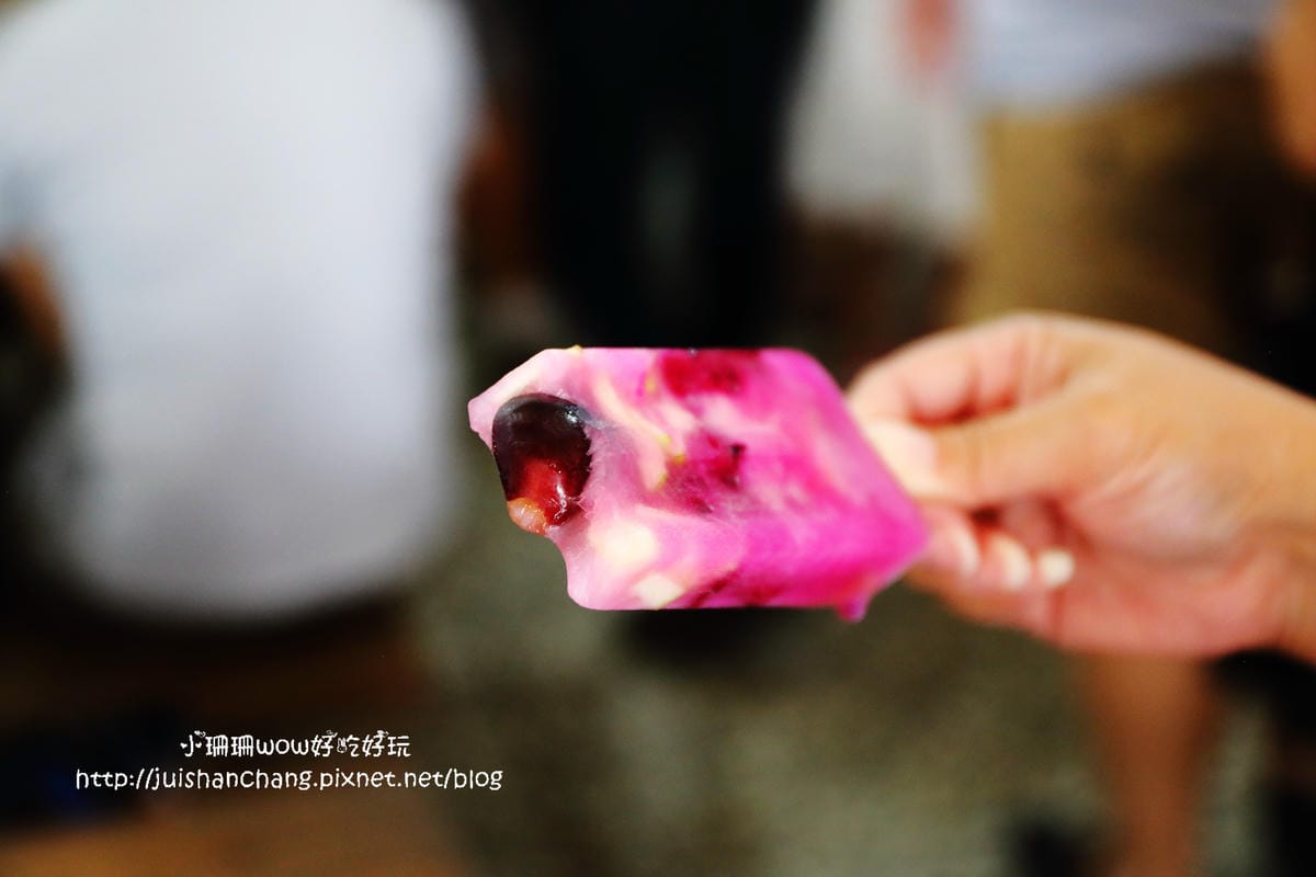 【食║台中】新凍嫩仙草〜在地人推薦，堅持天然柴燒熬煮，盡是仙草獨特的香氣！