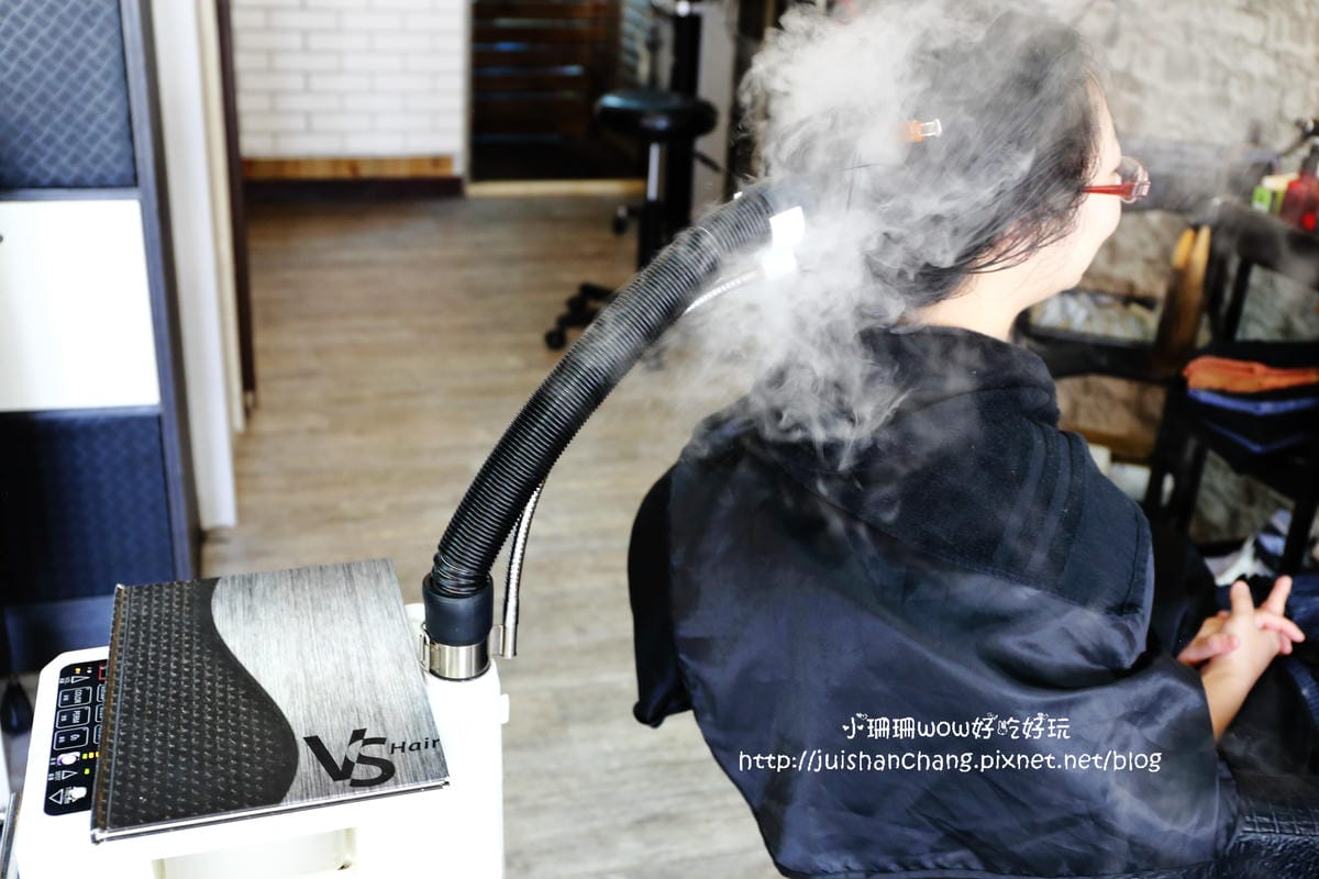 【美髮║台中】VS. hair髮型沙龍～染燙髮過後更要好好照顧自己的頭髮，秀髮依然亮麗動人