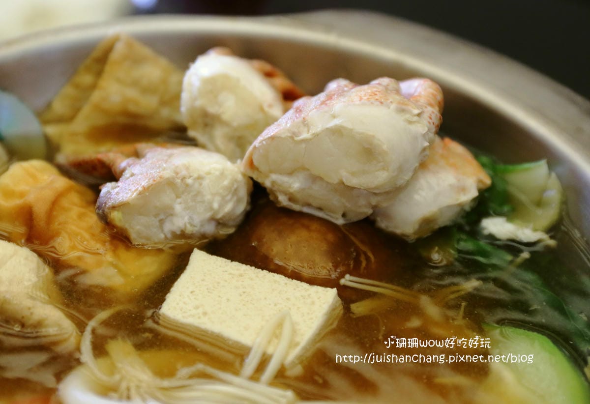 【食║台中】雪宴日式定食～龜毛老闆的堅持又來了！食材新鮮不計成本，用心熬出好湯頭，無味精湯底喝光也無負擔！(已歇業)