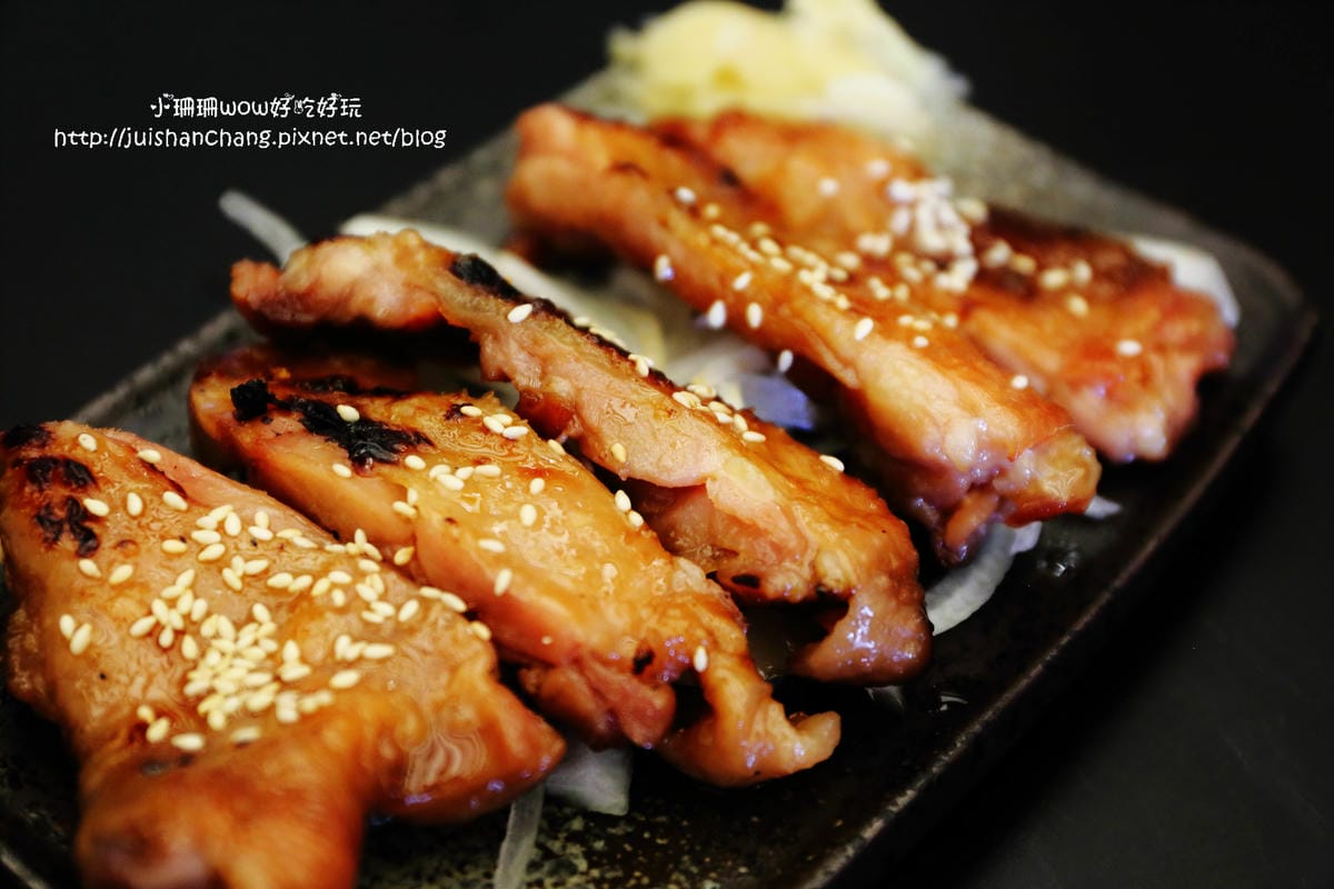 【食║台中】雪宴日式定食～龜毛老闆的堅持又來了！食材新鮮不計成本，用心熬出好湯頭，無味精湯底喝光也無負擔！(已歇業)