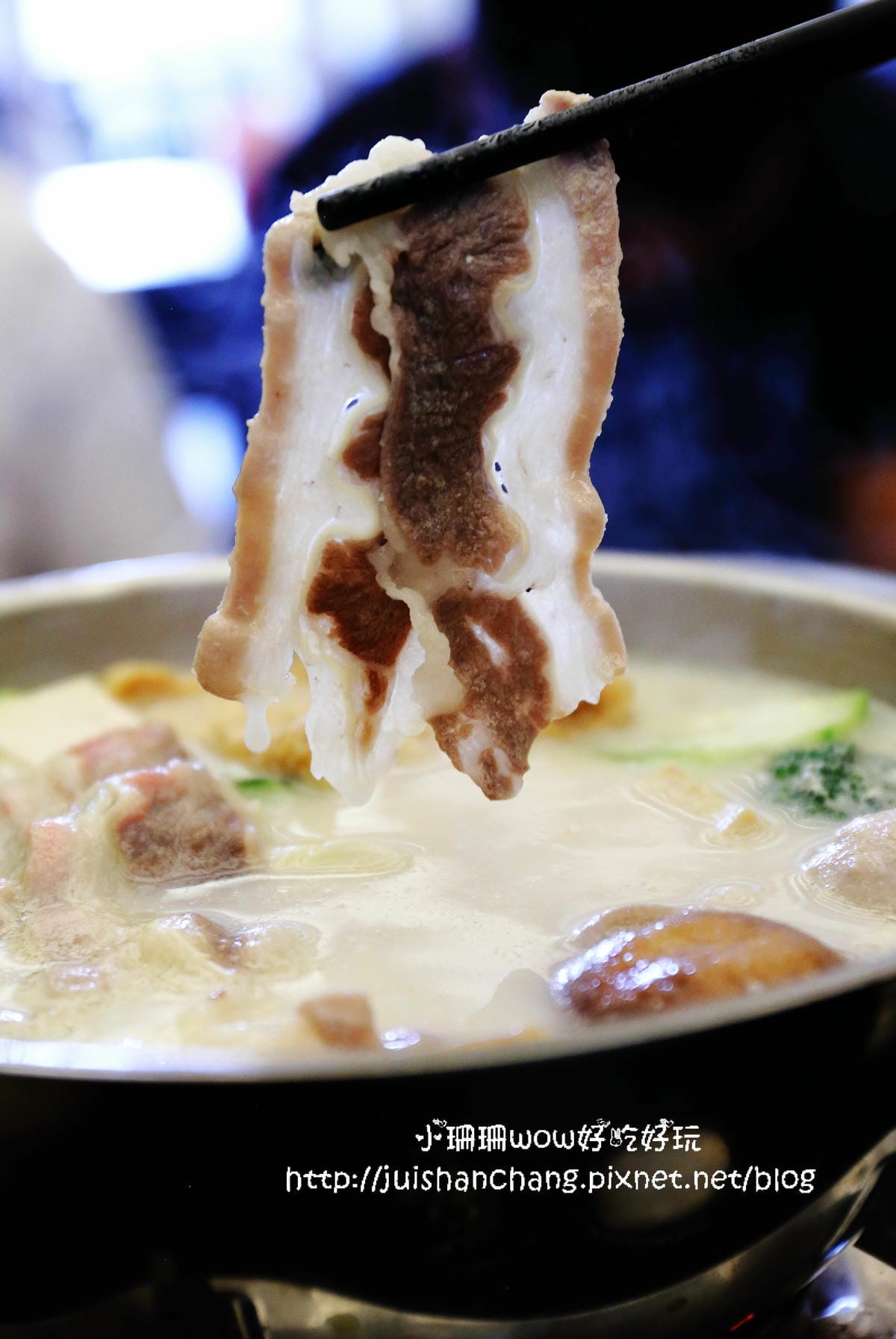 【食║台中】雪宴日式定食～龜毛老闆的堅持又來了！食材新鮮不計成本，用心熬出好湯頭，無味精湯底喝光也無負擔！(已歇業)