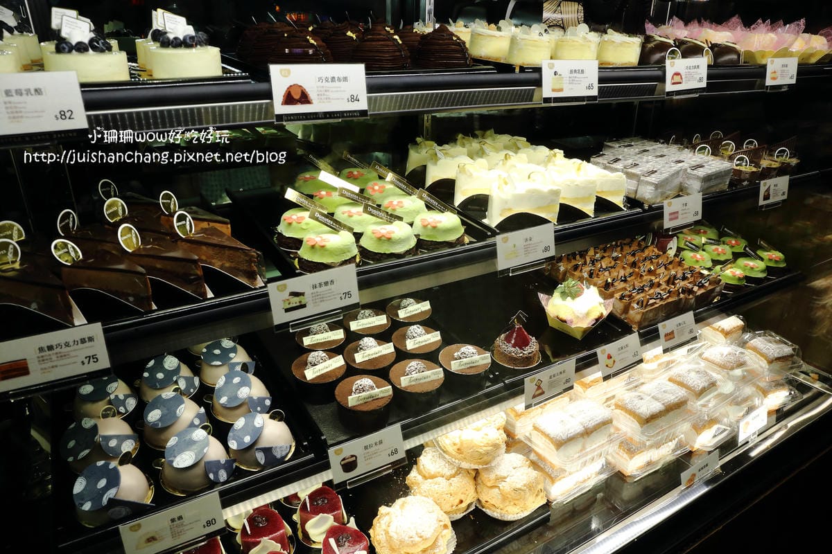 【食║永和】多那之咖啡蛋糕烘焙～永和夜未眠。與甜點有約，24小時不打烊，談天說地的好所在(已歇業)