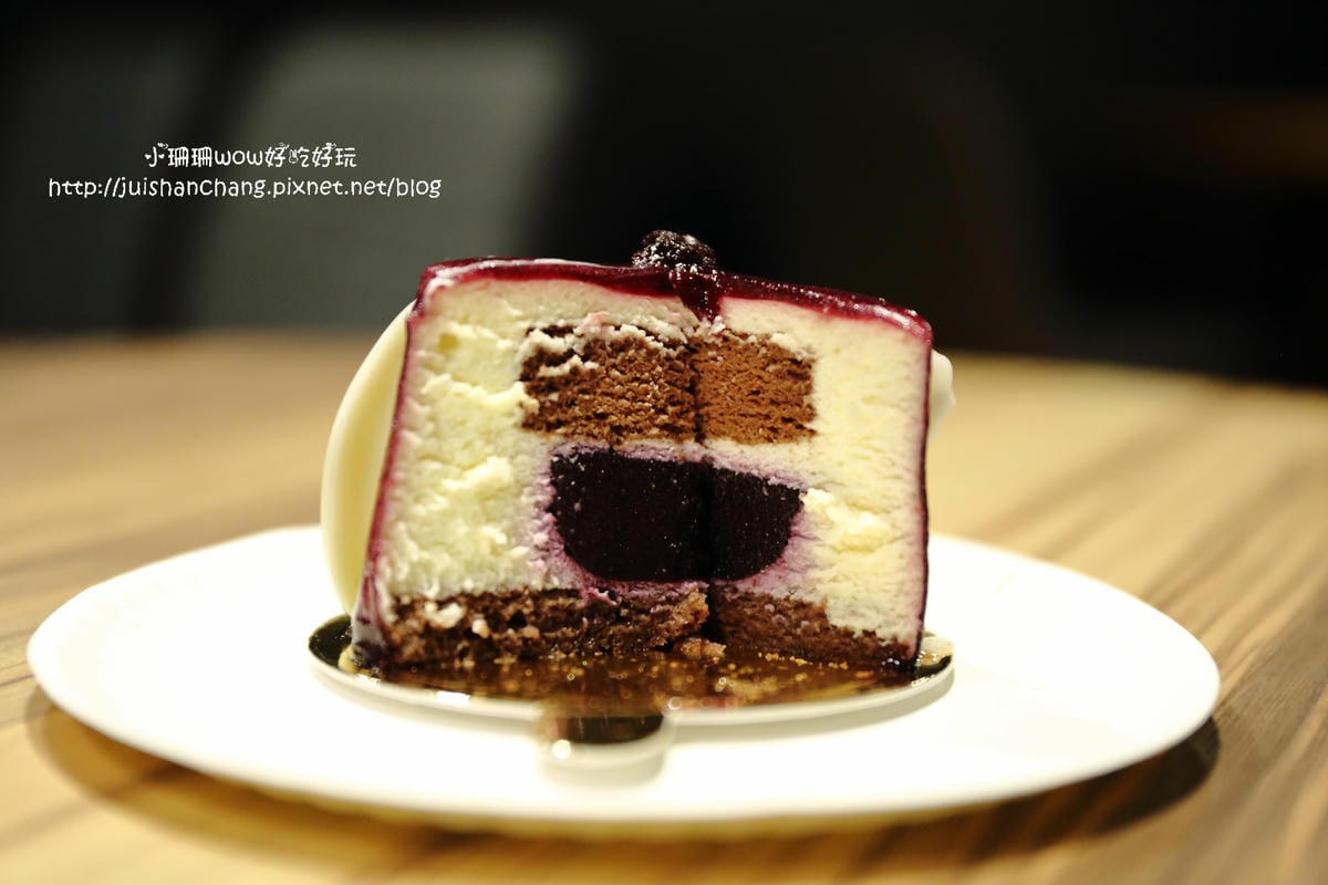 【食║永和】多那之咖啡蛋糕烘焙～永和夜未眠。與甜點有約，24小時不打烊，談天說地的好所在(已歇業)