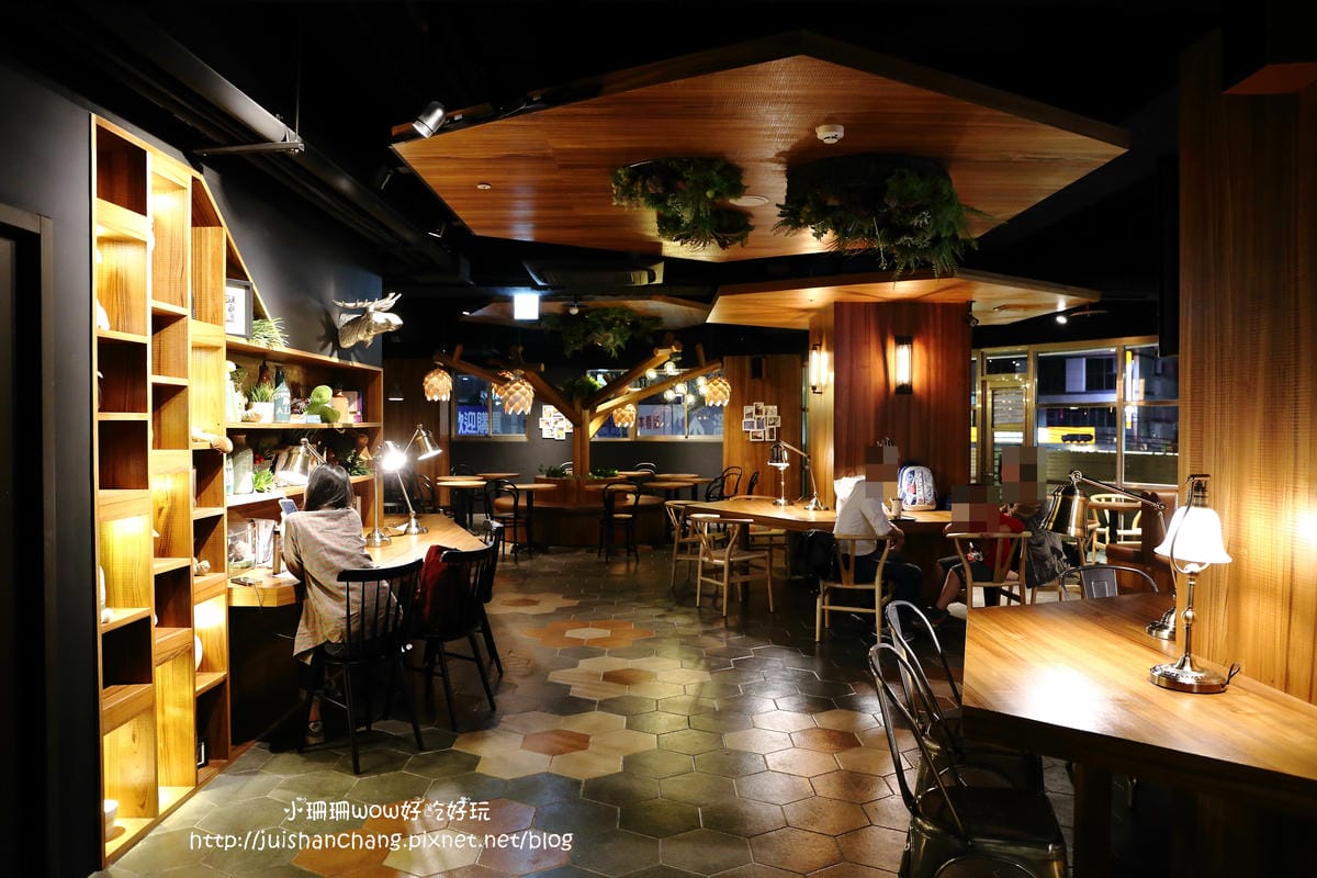 【食║永和】多那之咖啡蛋糕烘焙～永和夜未眠。與甜點有約，24小時不打烊，談天說地的好所在(已歇業)