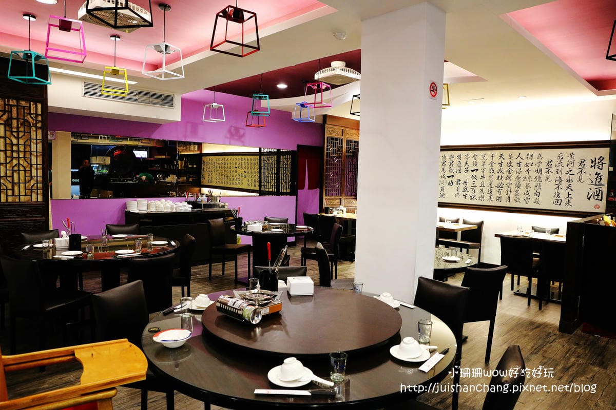 【食║台北】牛讚溫體涮牛肉鍋～六張犁火鍋/不用跑台南也能吃到溫體牛，喜愛牛肉與火鍋的饕客一次滿足！