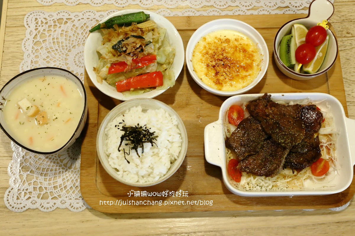 【食║板橋】樹兒咖啡 bagel tree～新板特區美食。免服務費、全天候供應早午餐，板橋早午餐新開店又一發！