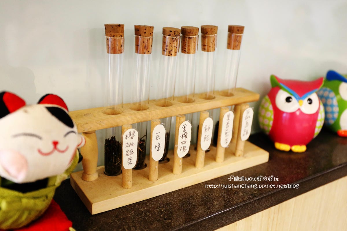 【食║板橋】樹兒咖啡 bagel tree～新板特區美食。免服務費、全天候供應早午餐，板橋早午餐新開店又一發！