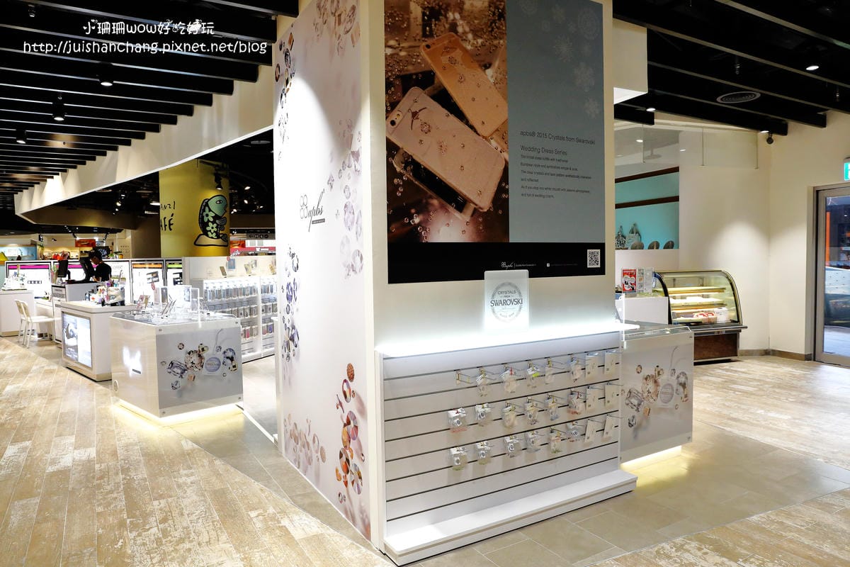 【分享║3C】apbs®施華洛世奇手機保護殼DIY貼鑽。Bling Bling～就是要跟別人不一樣！快來打造一個全世界專屬於自己獨一無二的手機殼吧！（分享本文+粉絲團按讚+留言就有機會參加抽獎唷！）　