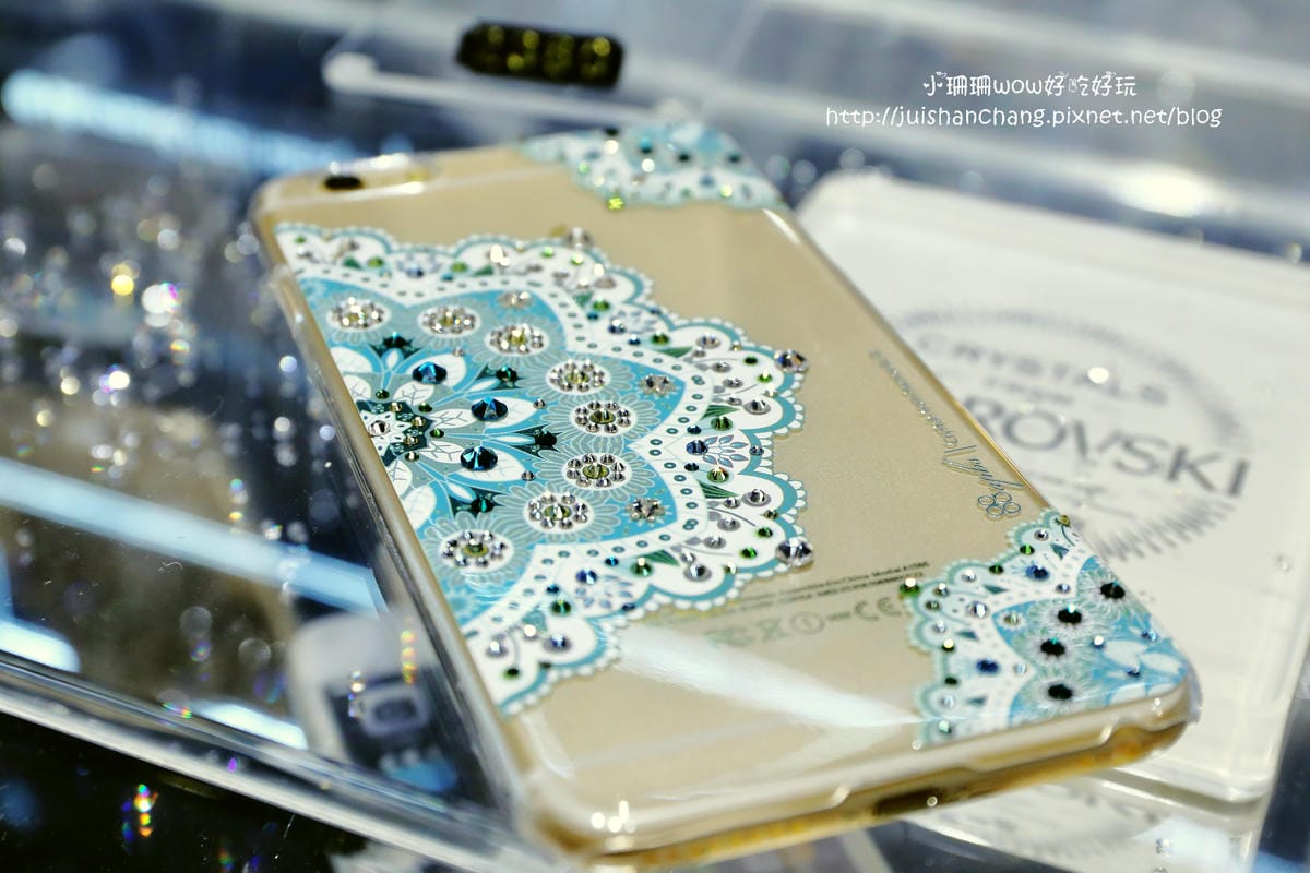 【分享║3C】apbs®施華洛世奇手機保護殼DIY貼鑽。Bling Bling～就是要跟別人不一樣！快來打造一個全世界專屬於自己獨一無二的手機殼吧！（分享本文+粉絲團按讚+留言就有機會參加抽獎唷！）　