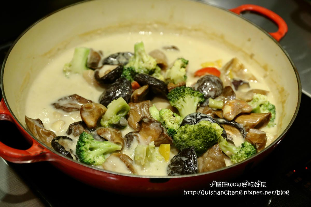 【食║台北】果然匯。蔬食宴～我的健康蔬果餐。完全顛覆印象，讓嗜肉者也心動的創意蔬食吃到飽！