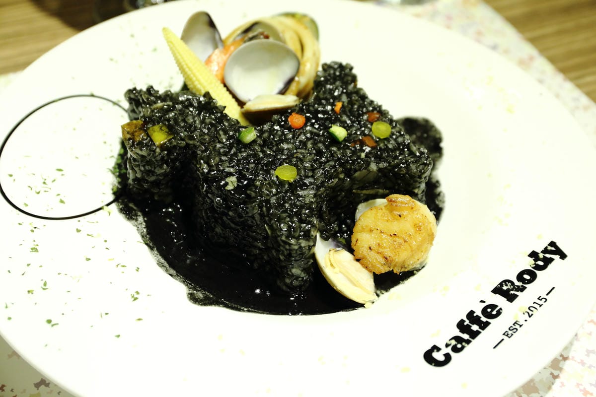 【食║台北】Caffè Rody主題餐廳～直擊！卡哇依跳跳馬Rody也要有主題餐廳囉，地點就在台北東區！（已歇業）　