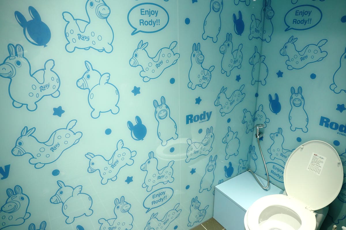 【食║台北】Caffè Rody主題餐廳～直擊！卡哇依跳跳馬Rody也要有主題餐廳囉，地點就在台北東區！（已歇業）　