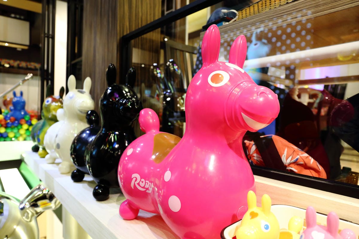 【食║台北】Caffè Rody主題餐廳～直擊！卡哇依跳跳馬Rody也要有主題餐廳囉，地點就在台北東區！（已歇業）　