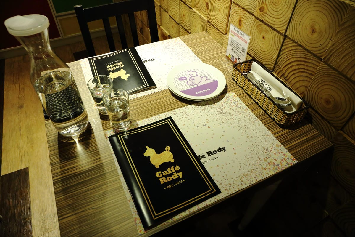 【食║台北】Caffè Rody主題餐廳～直擊！卡哇依跳跳馬Rody也要有主題餐廳囉，地點就在台北東區！（已歇業）　