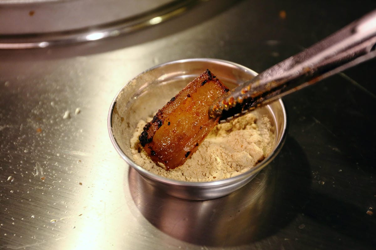 【食║台北】新麻蒲海鷗臺灣1號店마포갈매기～新店快訊！史上最強的韓式烤肉店登台！（分享本文+粉絲團按讚+留言就有機會獲得韓國知名保養品唷！）　