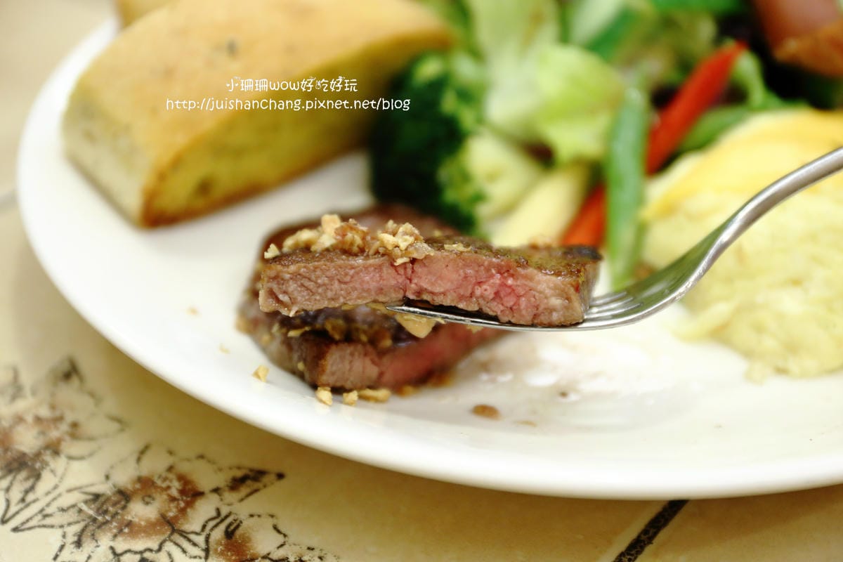【食║板橋】Kisetsu 季節日記～隱身巷弄間童話鄉村風格。板橋早午餐、義大利麵。溫馨平價x五星味蕾