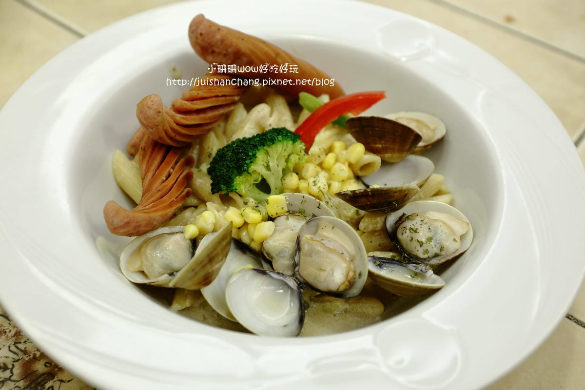 【食║板橋】Kisetsu 季節日記～隱身巷弄間童話鄉村風格。板橋早午餐、義大利麵。溫馨平價x五星味蕾