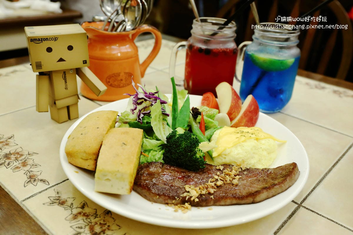 【食║板橋】Kisetsu 季節日記～隱身巷弄間童話鄉村風格。板橋早午餐、義大利麵。溫馨平價x五星味蕾