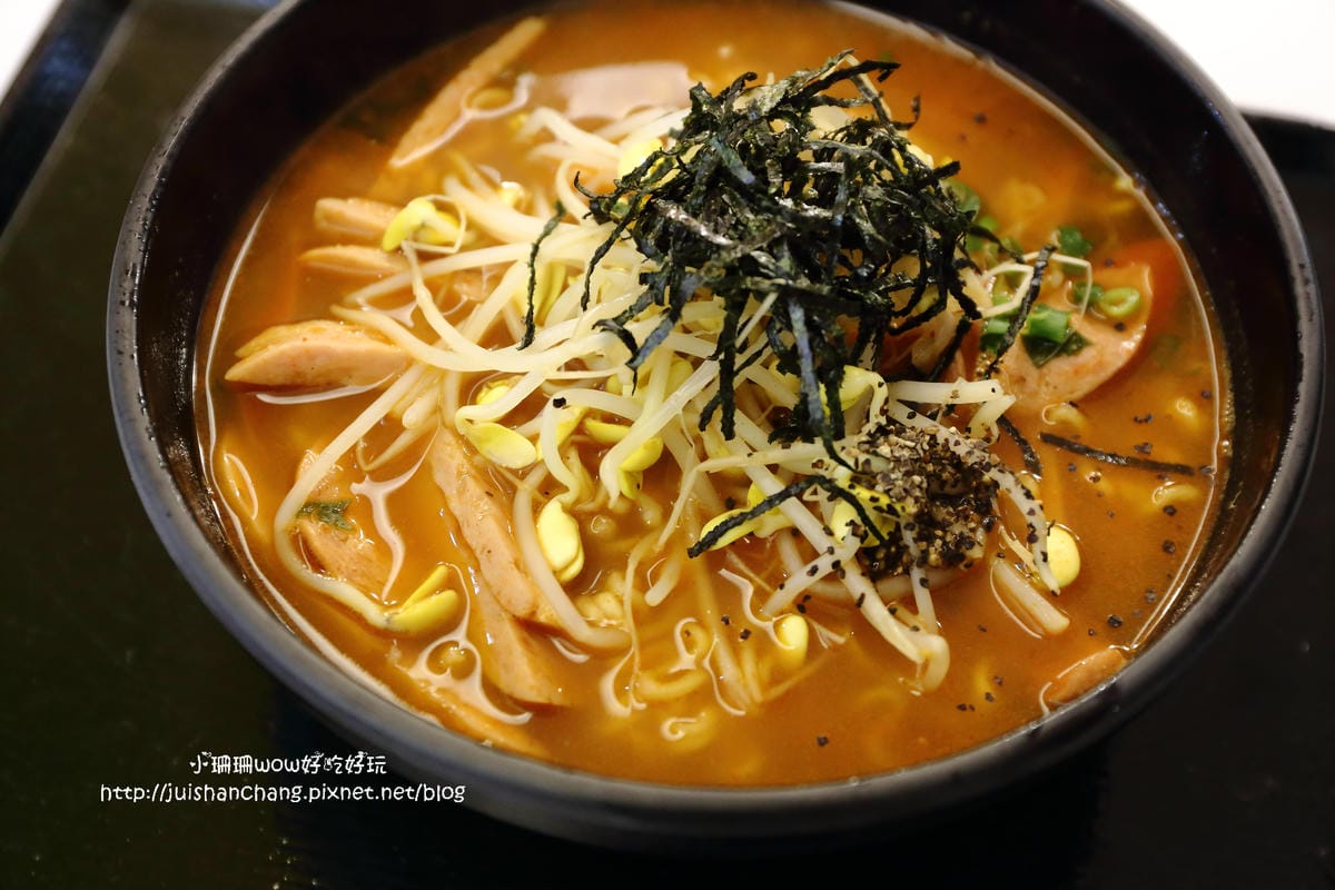 【食║台北】Teumsae 縫隙拉麵～韓國不是只有烤肉，超人氣拉麵來嘍！（已歇業）　