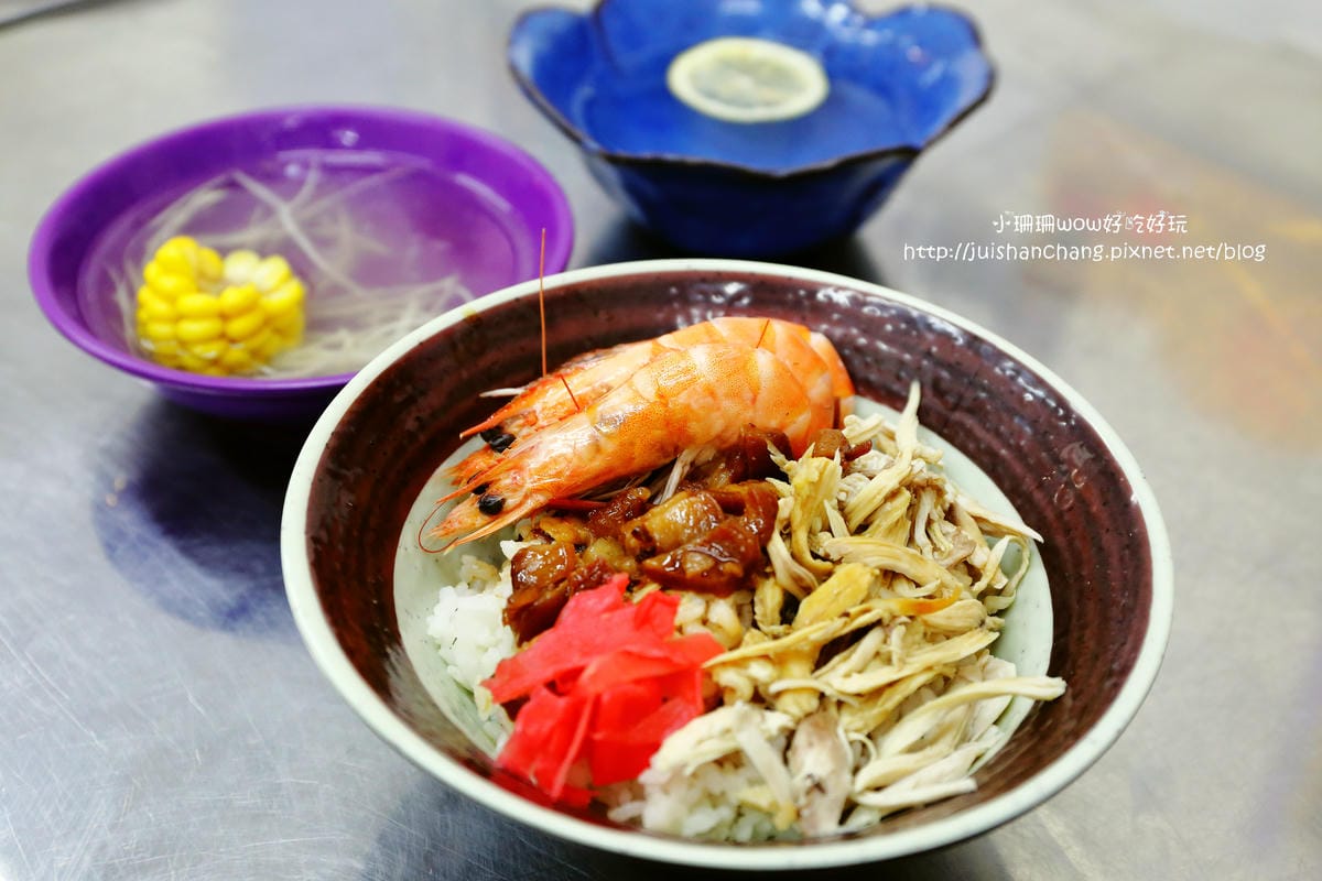 【食。台北】台灣美食。古早烏醋麵～五星級什錦麵，金金看，好好呷！這不分享太對不起大家了！(已歇業)