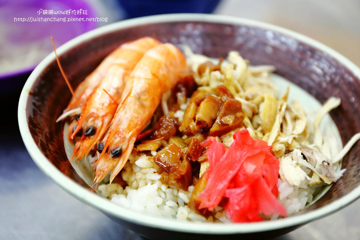 【食。台北】台灣美食。古早烏醋麵～五星級什錦麵，金金看，好好呷！這不分享太對不起大家了！(已歇業)