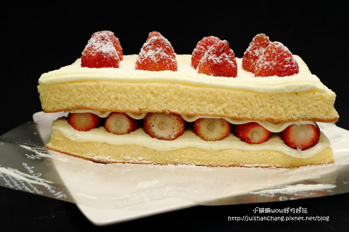 【團購║台北】士林宣原蛋糕專賣店～秒殺的『原味雙層草莓蛋糕』。專屬我們的瘋狂草莓季！