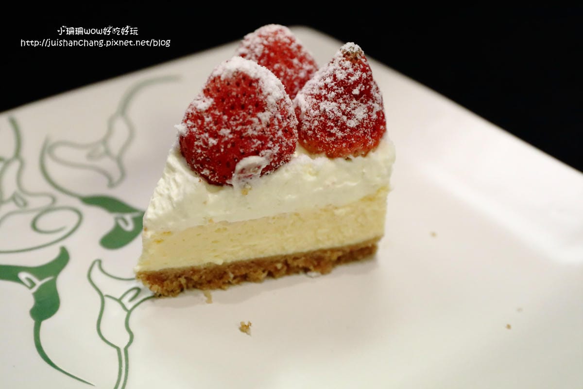 【團購║台北】士林宣原蛋糕專賣店～秒殺的『原味雙層草莓蛋糕』。專屬我們的瘋狂草莓季！