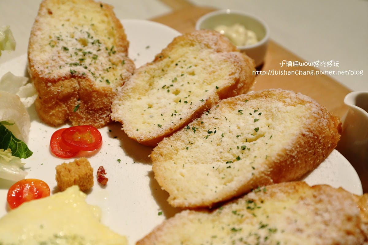 【食║台北】HERDOR Tea House 忠孝店～甜點界超夢幻逸品-蛋糕棒棒糖。女孩約會最愛下午茶