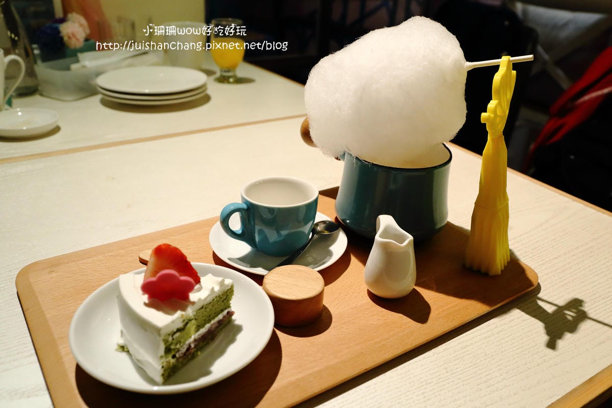 【食║台北】HERDOR Tea House 忠孝店～甜點界超夢幻逸品-蛋糕棒棒糖。女孩約會最愛下午茶