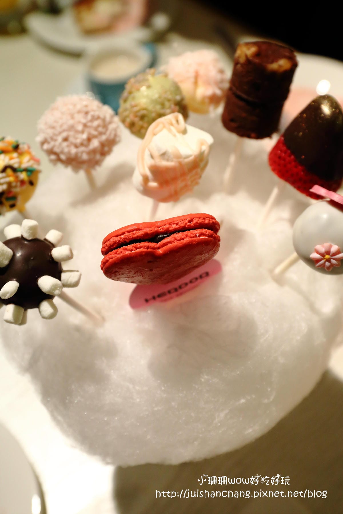 【食║台北】HERDOR Tea House 忠孝店～甜點界超夢幻逸品-蛋糕棒棒糖。女孩約會最愛下午茶