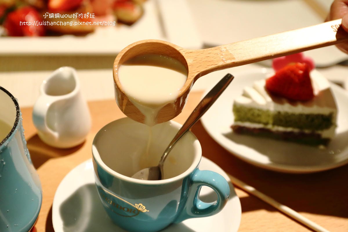 【食║台北】HERDOR Tea House 忠孝店～甜點界超夢幻逸品-蛋糕棒棒糖。女孩約會最愛下午茶