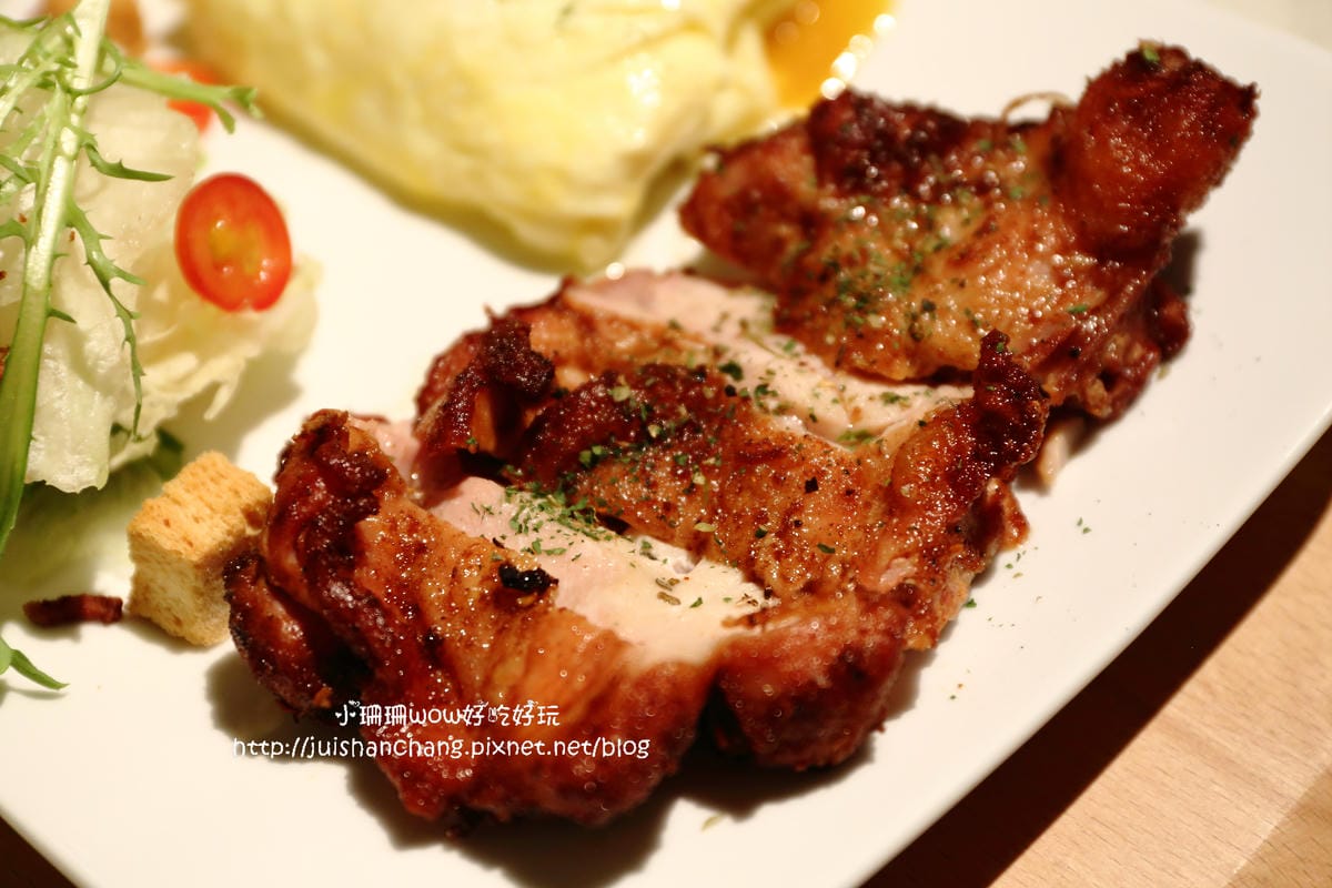 【食║台北】HERDOR Tea House 忠孝店～甜點界超夢幻逸品-蛋糕棒棒糖。女孩約會最愛下午茶