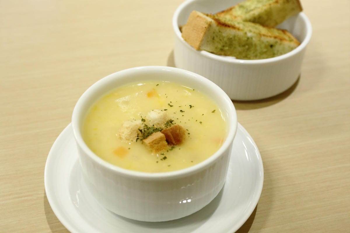 【食║永和】歪頭廚房～奔跑吧！毛寶貝！帶著狗狗一起吃飯/寵物友善餐廳