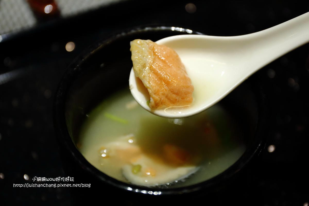 【食║台北】鼎膾。北海道毛蟹專賣店～我發誓，只要388的商業午餐就可以吃到澳洲和牛朴葉燒，霸氣食！