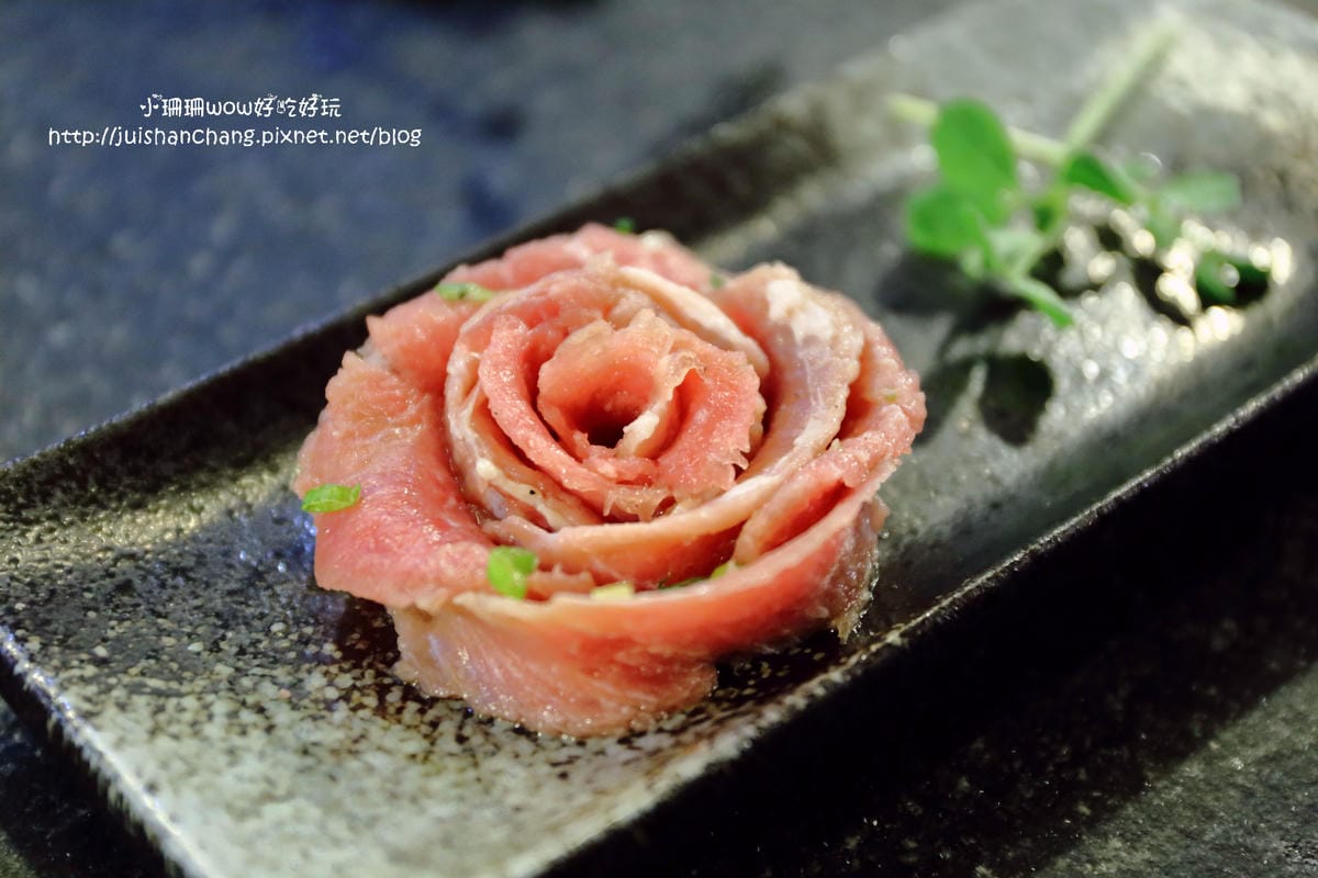 【食║中永和】燒惑日式炭火燒肉店～燒肉吃到飽，CP值超高！升級再免費招待一份產地直送巨無霸泰國蝦！