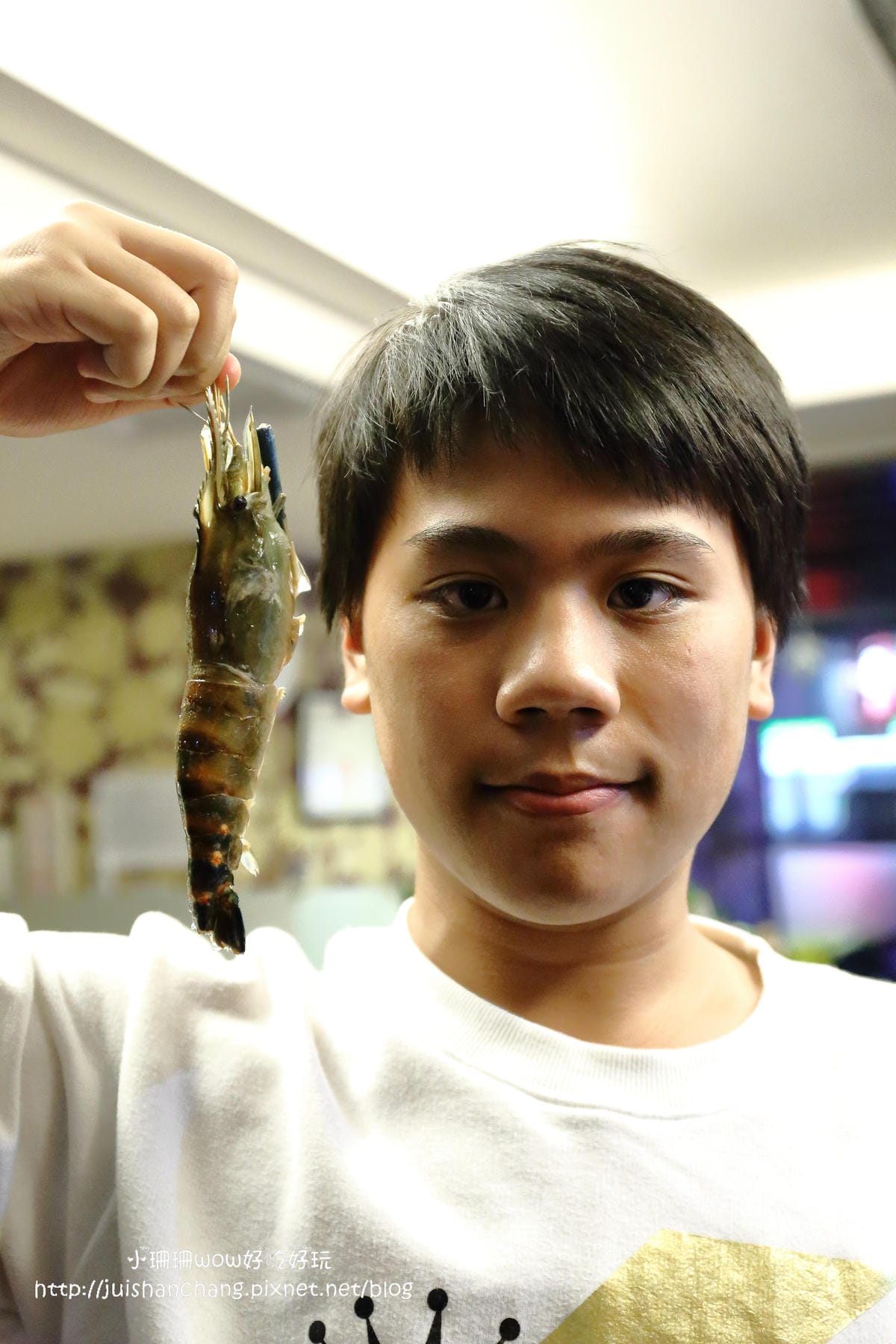 【食║中永和】燒惑日式炭火燒肉店～燒肉吃到飽，CP值超高！升級再免費招待一份產地直送巨無霸泰國蝦！