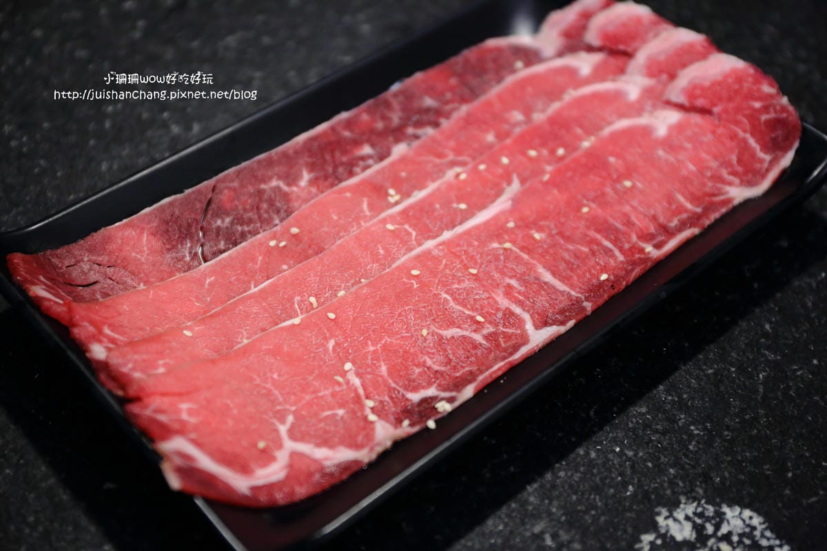 【食║中永和】燒惑日式炭火燒肉店～燒肉吃到飽，CP值超高！升級再免費招待一份產地直送巨無霸泰國蝦！