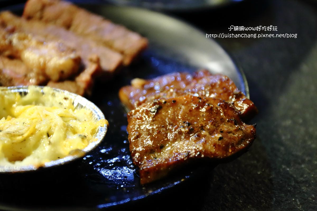 【食║中永和】燒惑日式炭火燒肉店～燒肉吃到飽，CP值超高！升級再免費招待一份產地直送巨無霸泰國蝦！